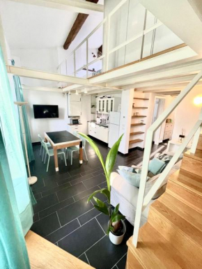 COZY LOFT MARINA VIEW